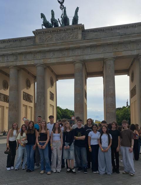 10R1 vor dem Brandenburger Tor